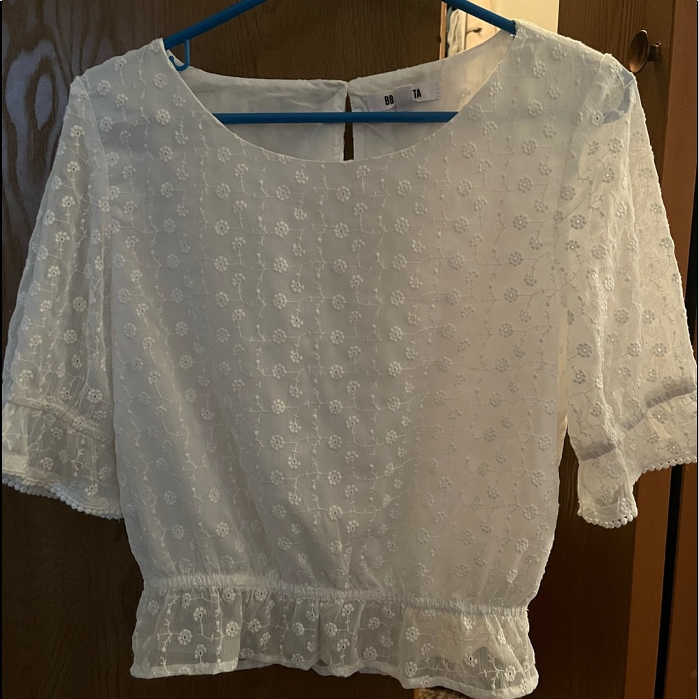 BB Dakota white blouse - Medium